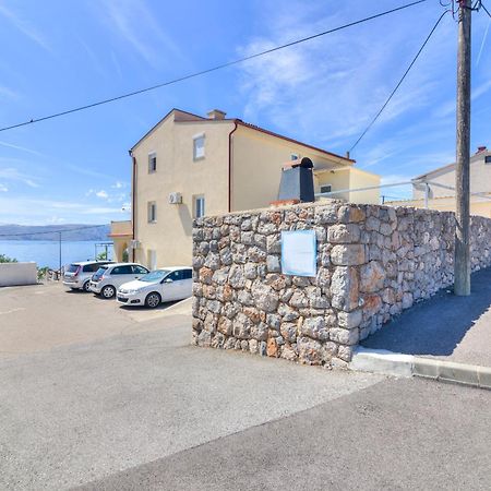 Apartmani Ana 塞尼 外观 照片