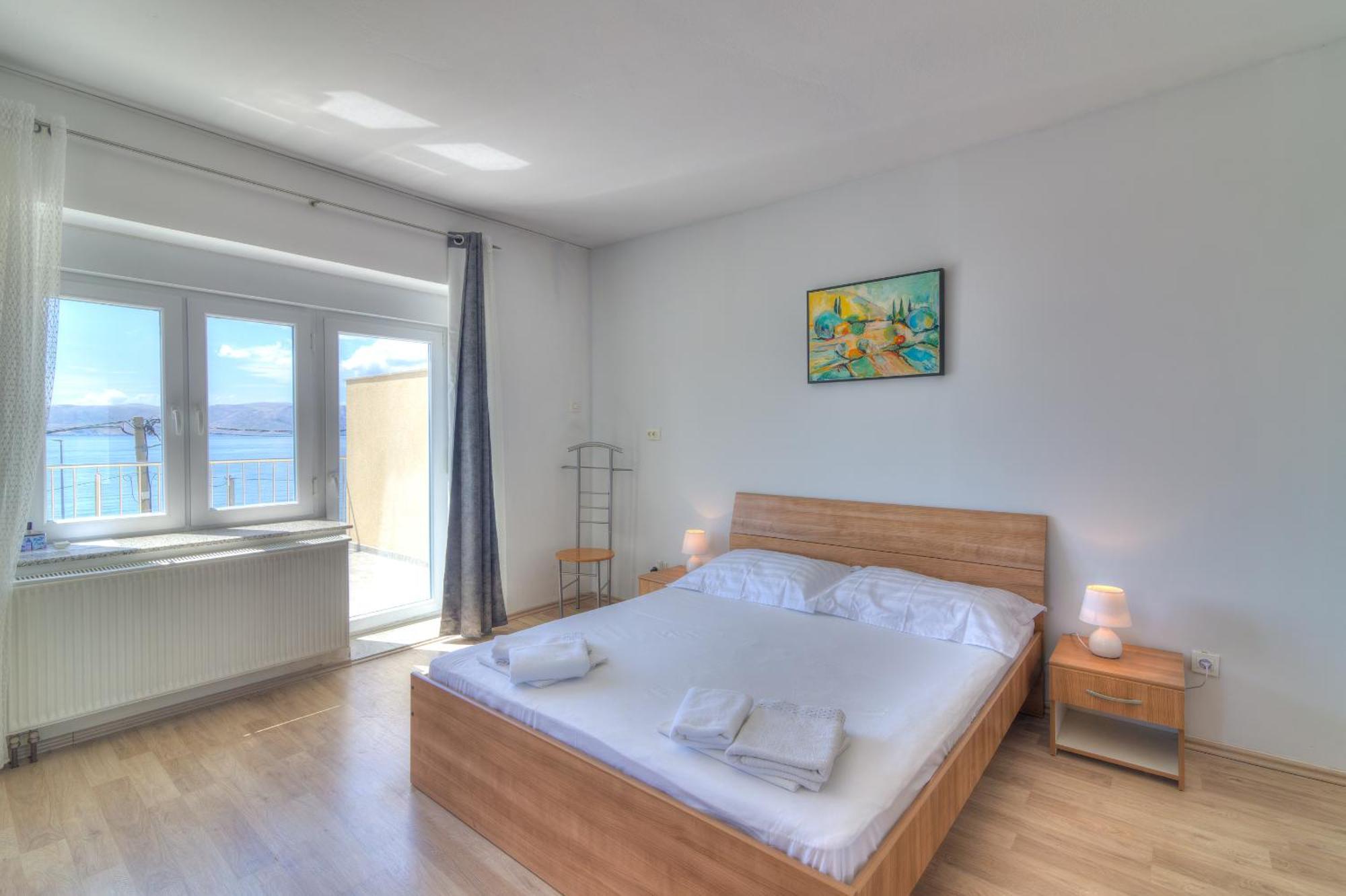 Apartmani Ana 塞尼 客房 照片